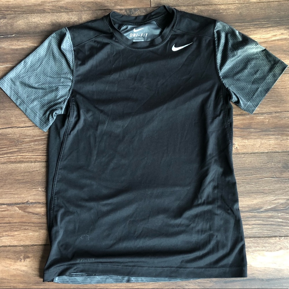 Nike dri-fit shirt. In great condition!